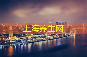 夜游上海：灯下的浪漫印记